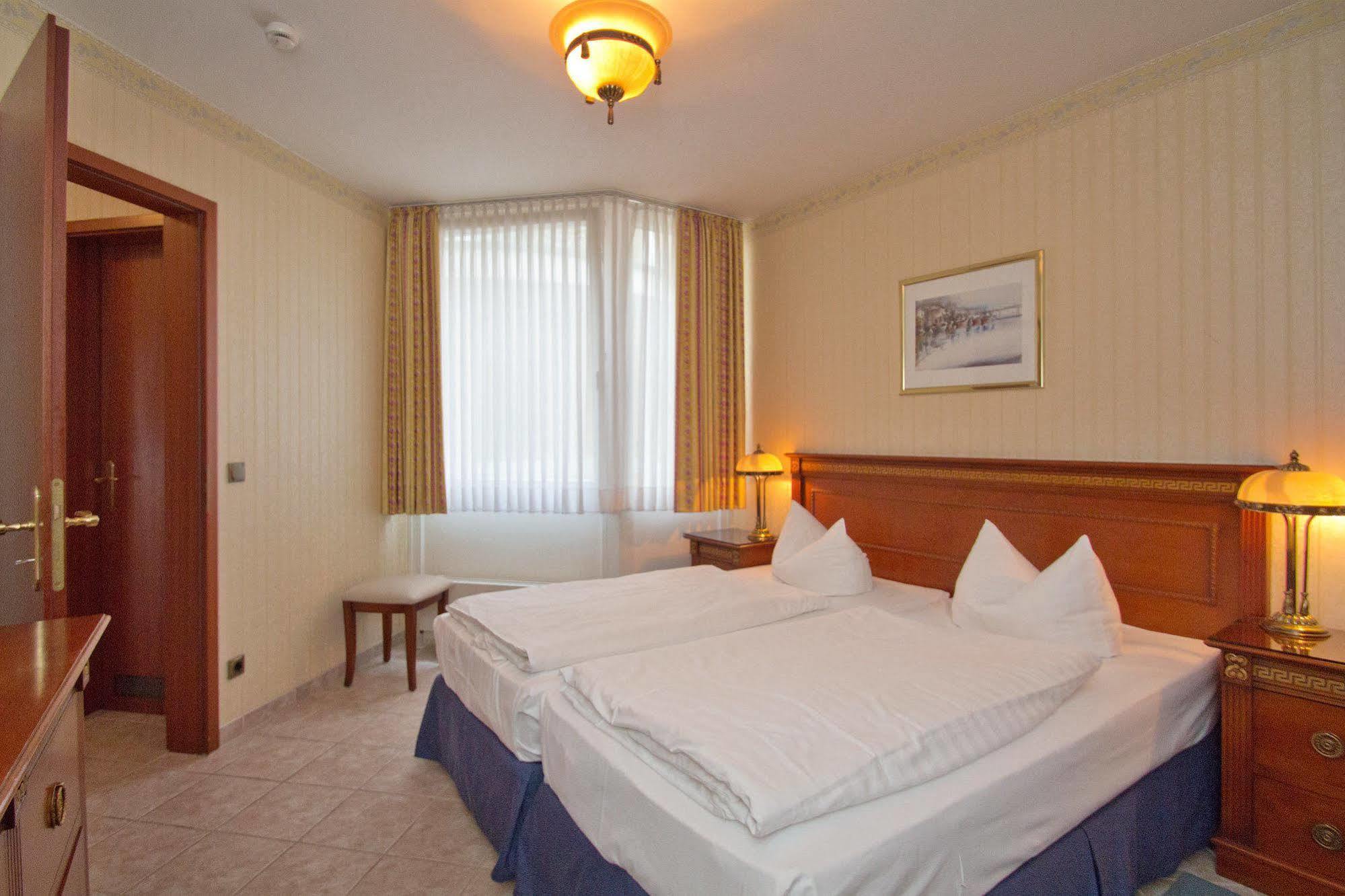 Seetelhotel Ostseeresidenz Ahlbeck Heringsdorf  Ngoại thất bức ảnh